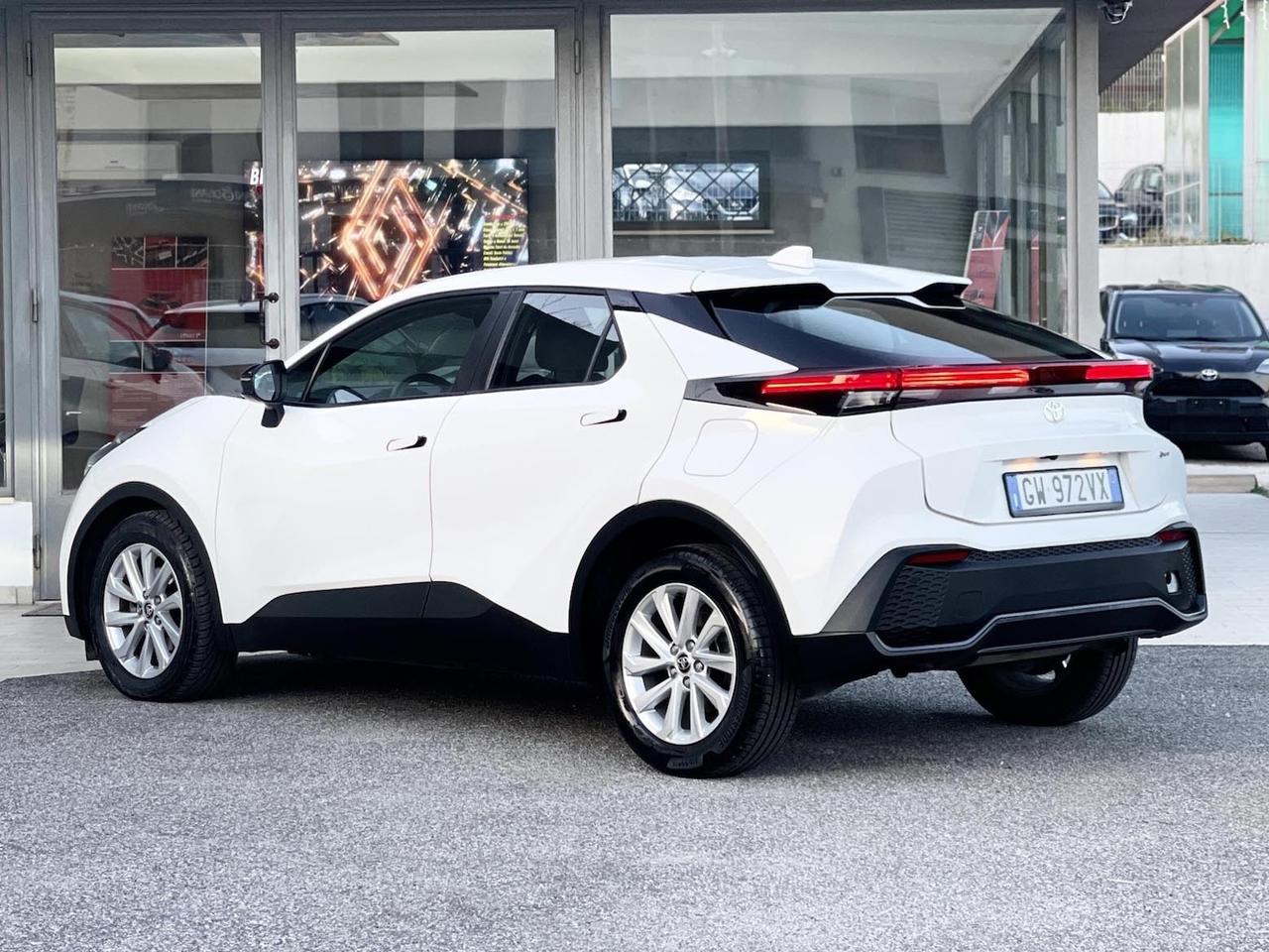 Toyota C-HR 1.8 Hybrid 98CV E6 Neo - 2024