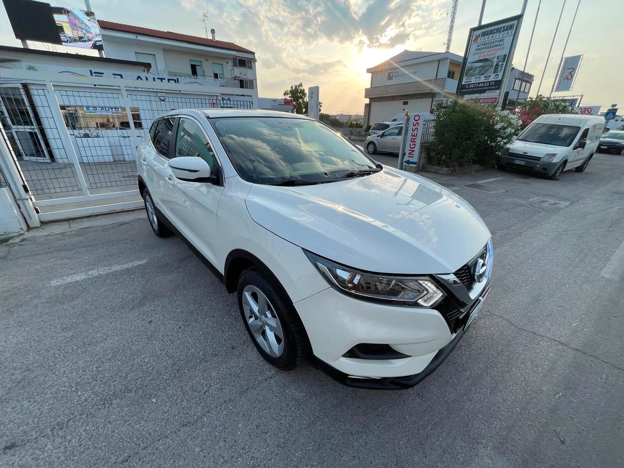 Nissan Qashqai 1.5 dCi Tekna