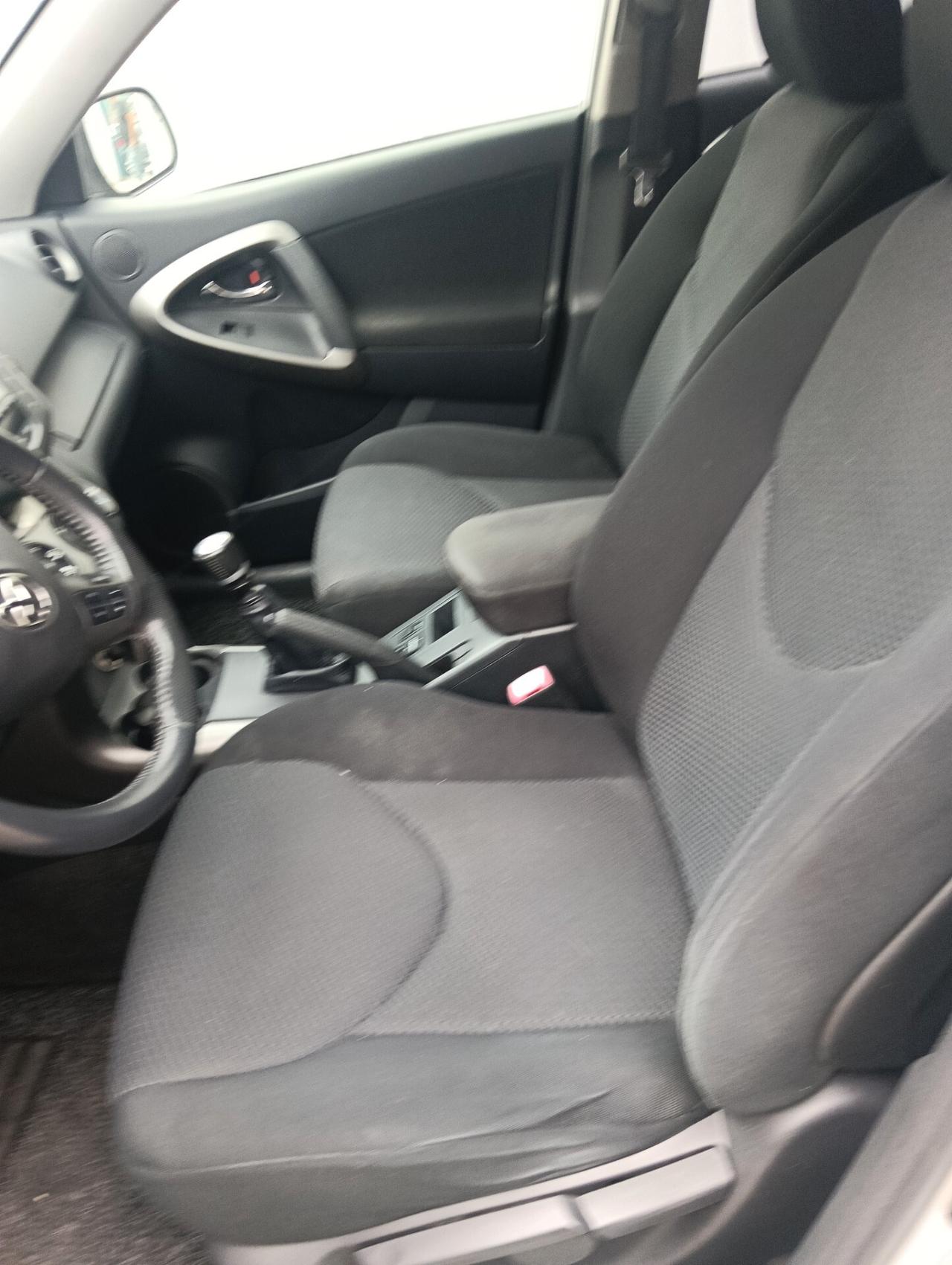 Toyota RAV 4 RAV4 Crossover 2.2 D-4D 150 CV DPF Luxury