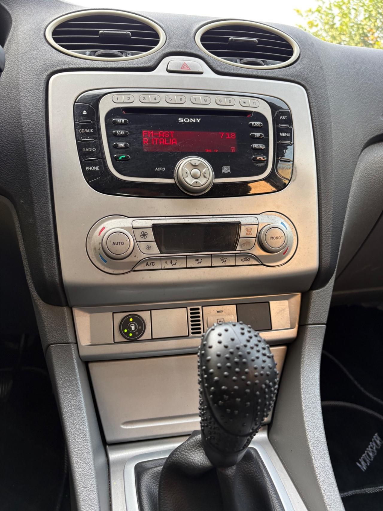 Ford Focus 1.6 GPL solo 13000km