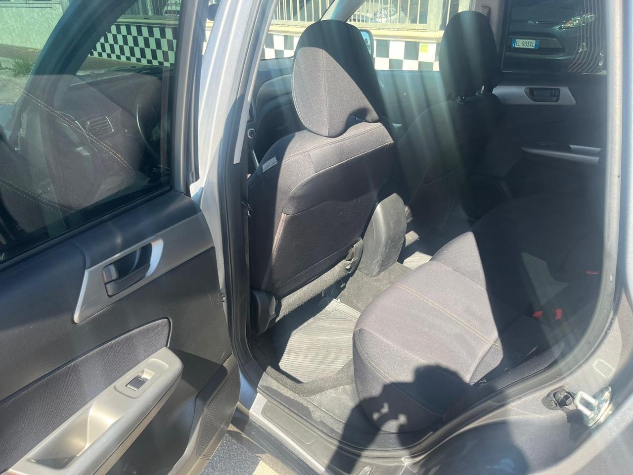 Subaru Forester 2.0D XS 2010