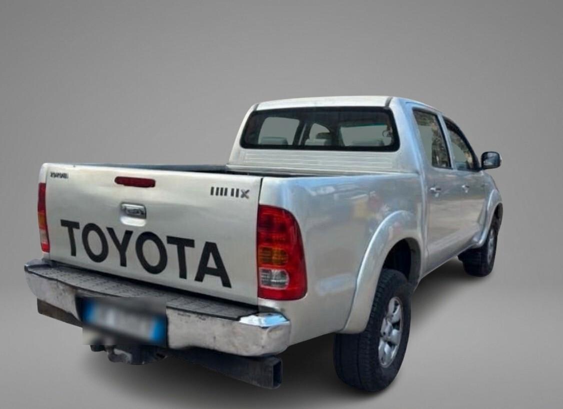 Toyota Hilux 3.0 D-4D 4WD 4p. Double Cab SR