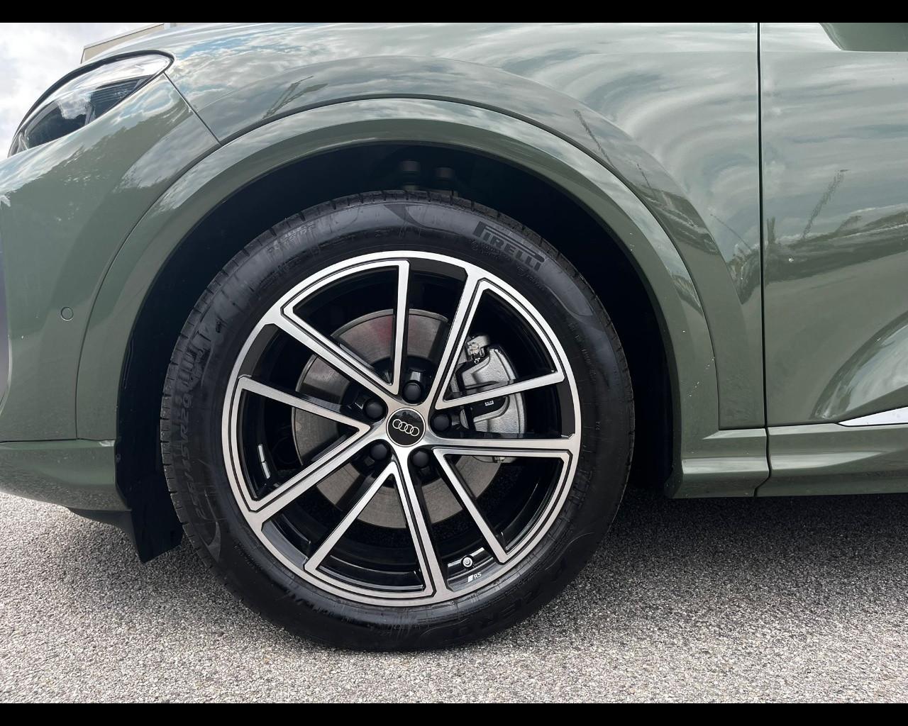 AUDI Audi Q5 SUV TDI quattro 150 kW S tronic