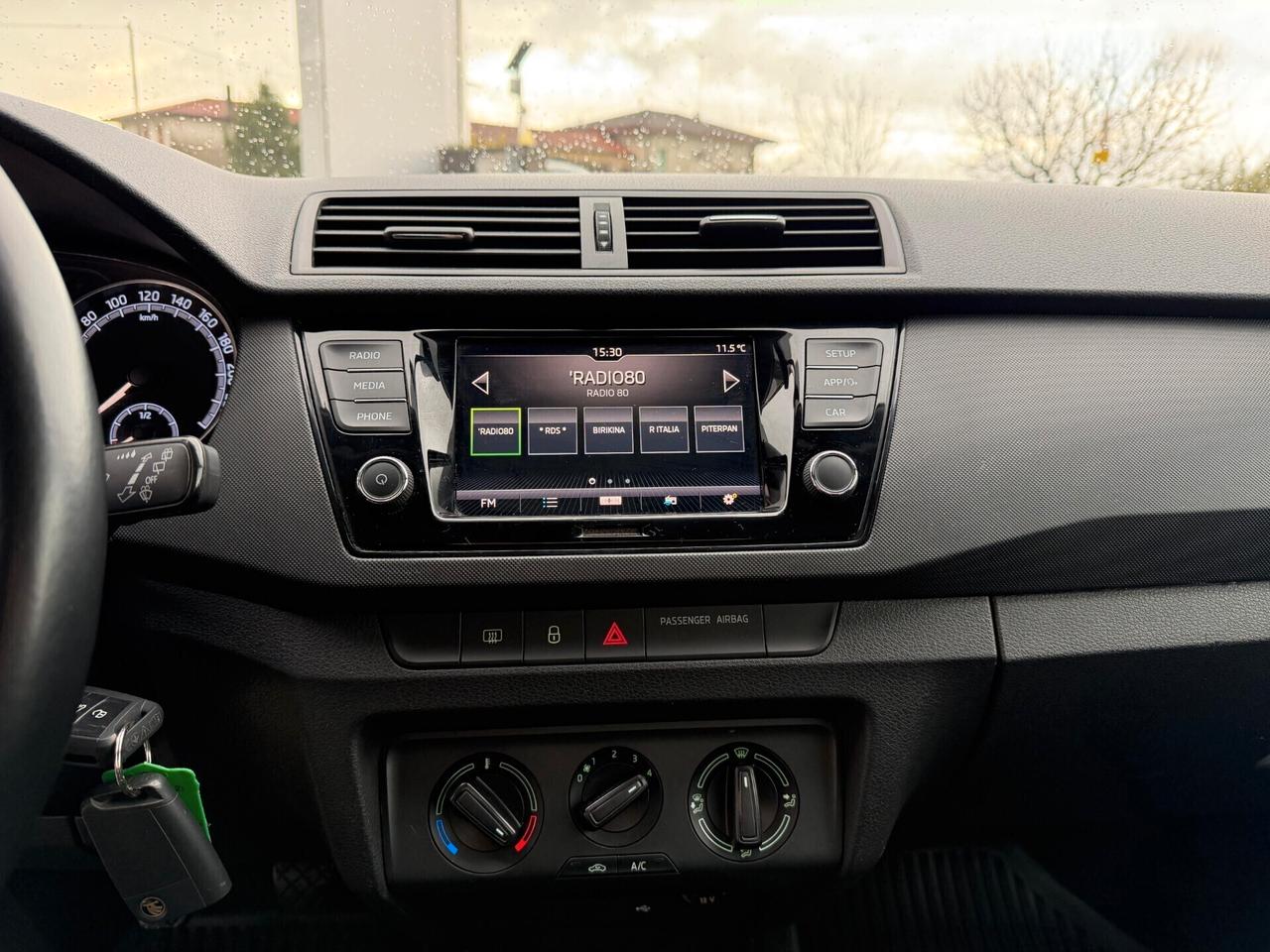 Skoda Fabia 1.0 benzina Neopatentati