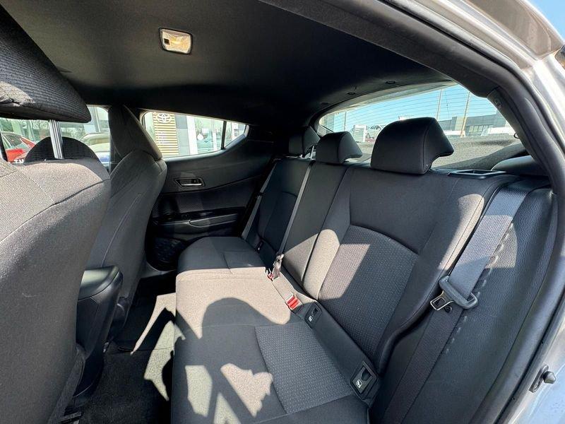 Toyota C-HR 1.8 HV E-CVT Active