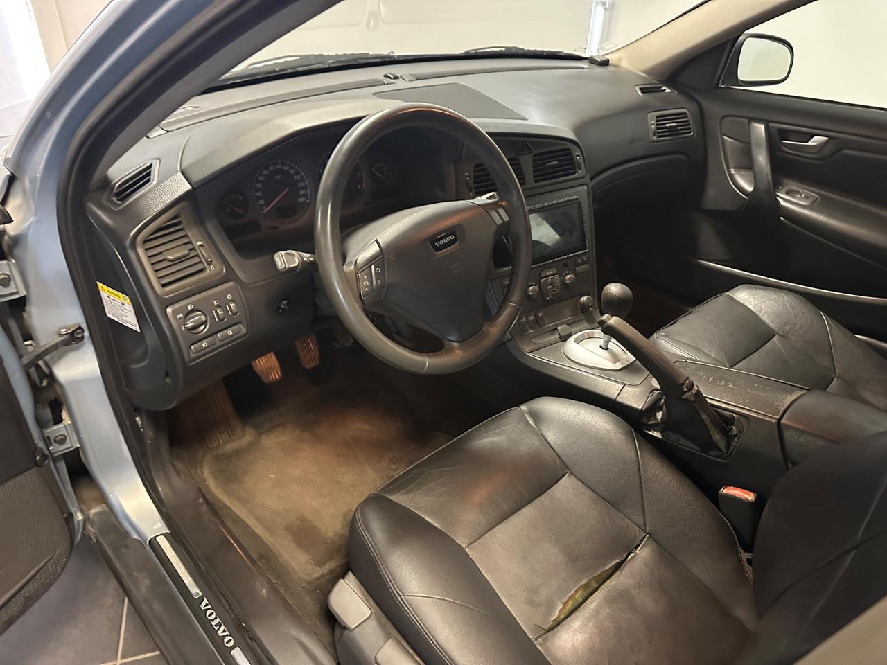 VOLVO S60 2.4 BERLINA 170CV GPL TETTO PELLE