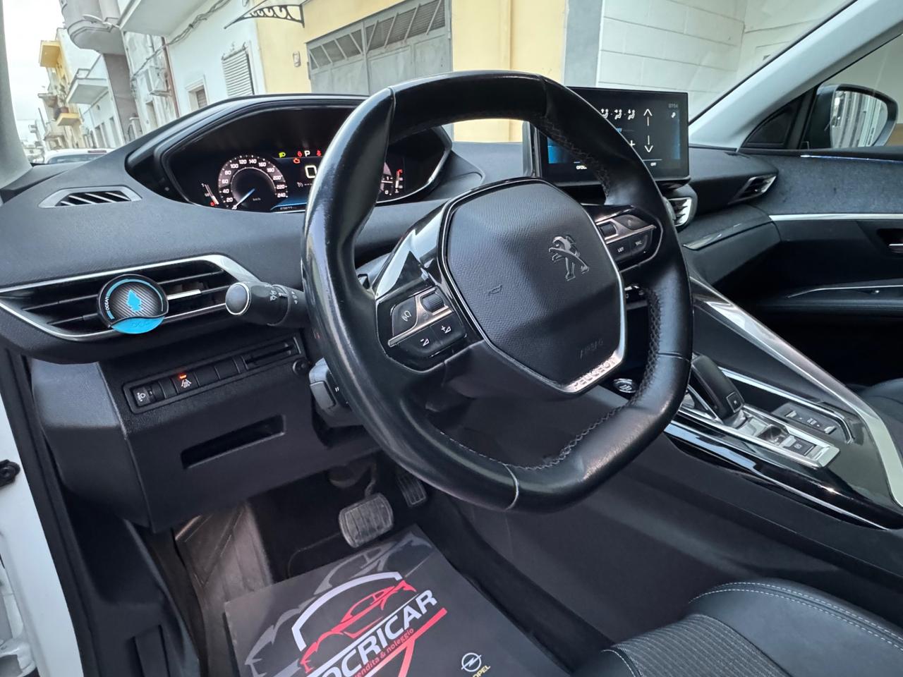 Peugeot 3008 BlueHDi 130 EAT8 Allure Pack