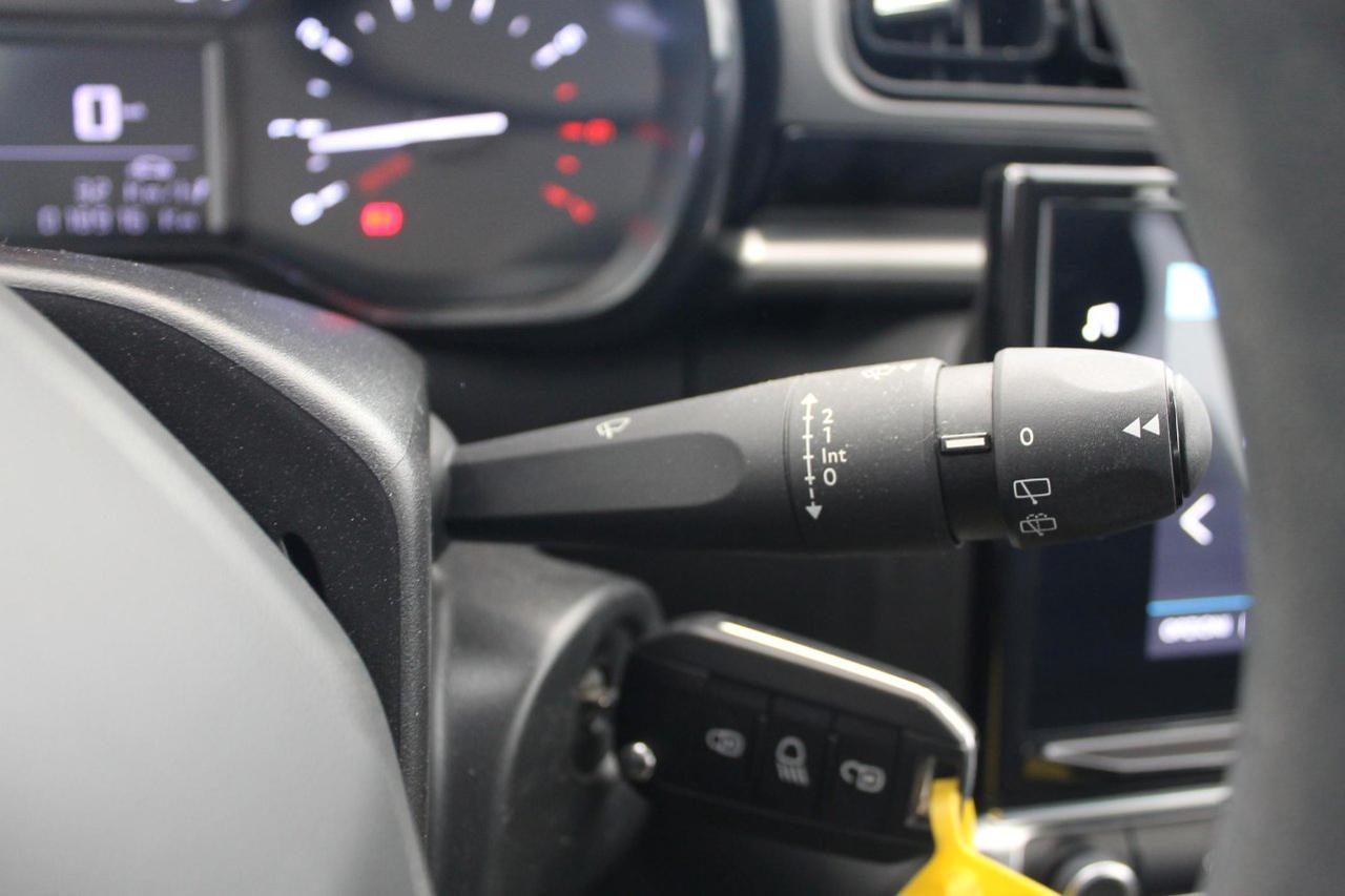Citroen C3 1.5 bluehdi Feel NAVI 100 Cv. SHINE PLUS
