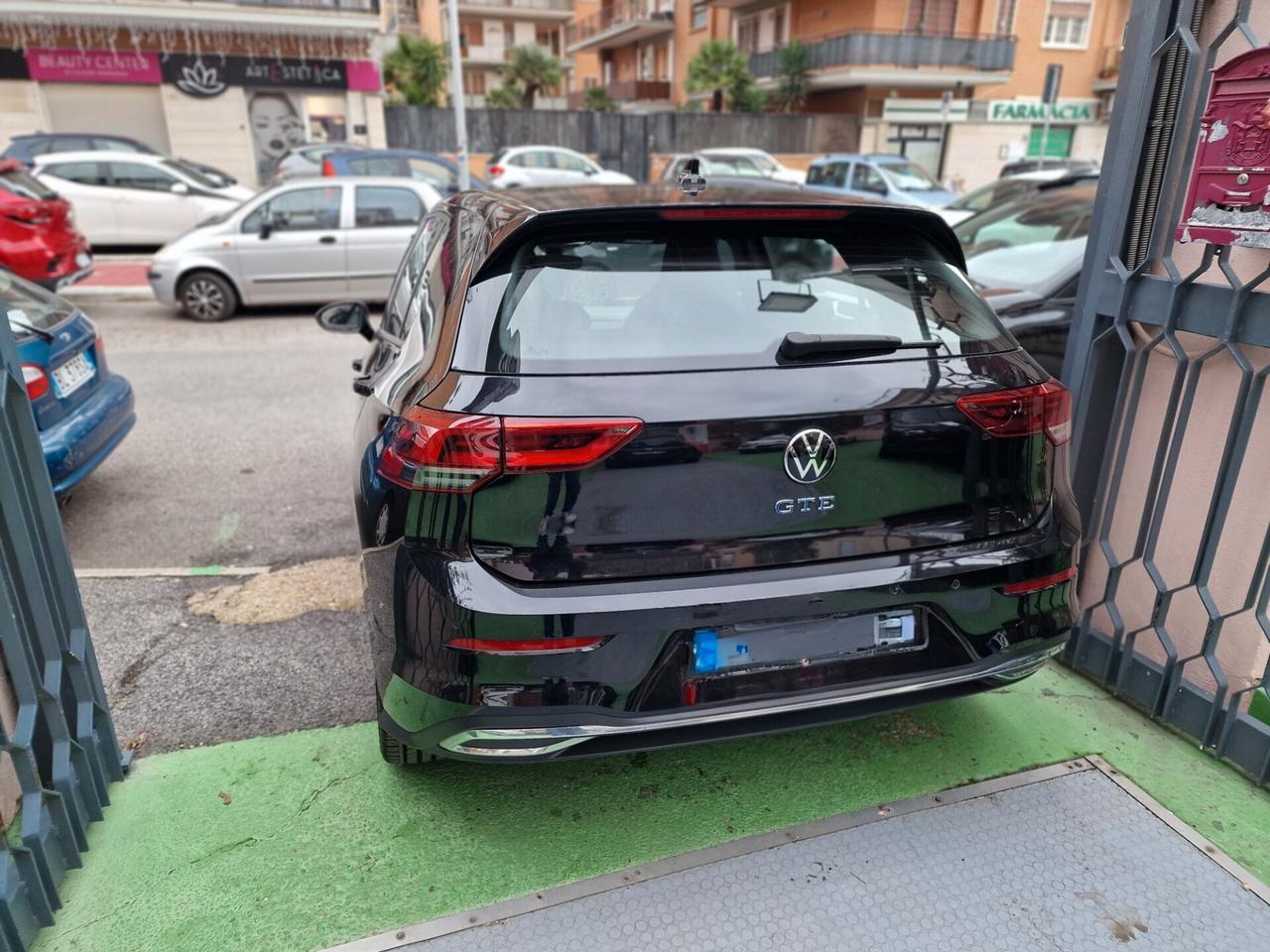 Volkswagen Golf 1.4 Plug-In Hybrid DSG GTE 245 full ,led ,