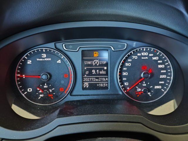 AUDI Q3 2.0 TDI quattro, Navi, Tetto panorama, Retrocamera