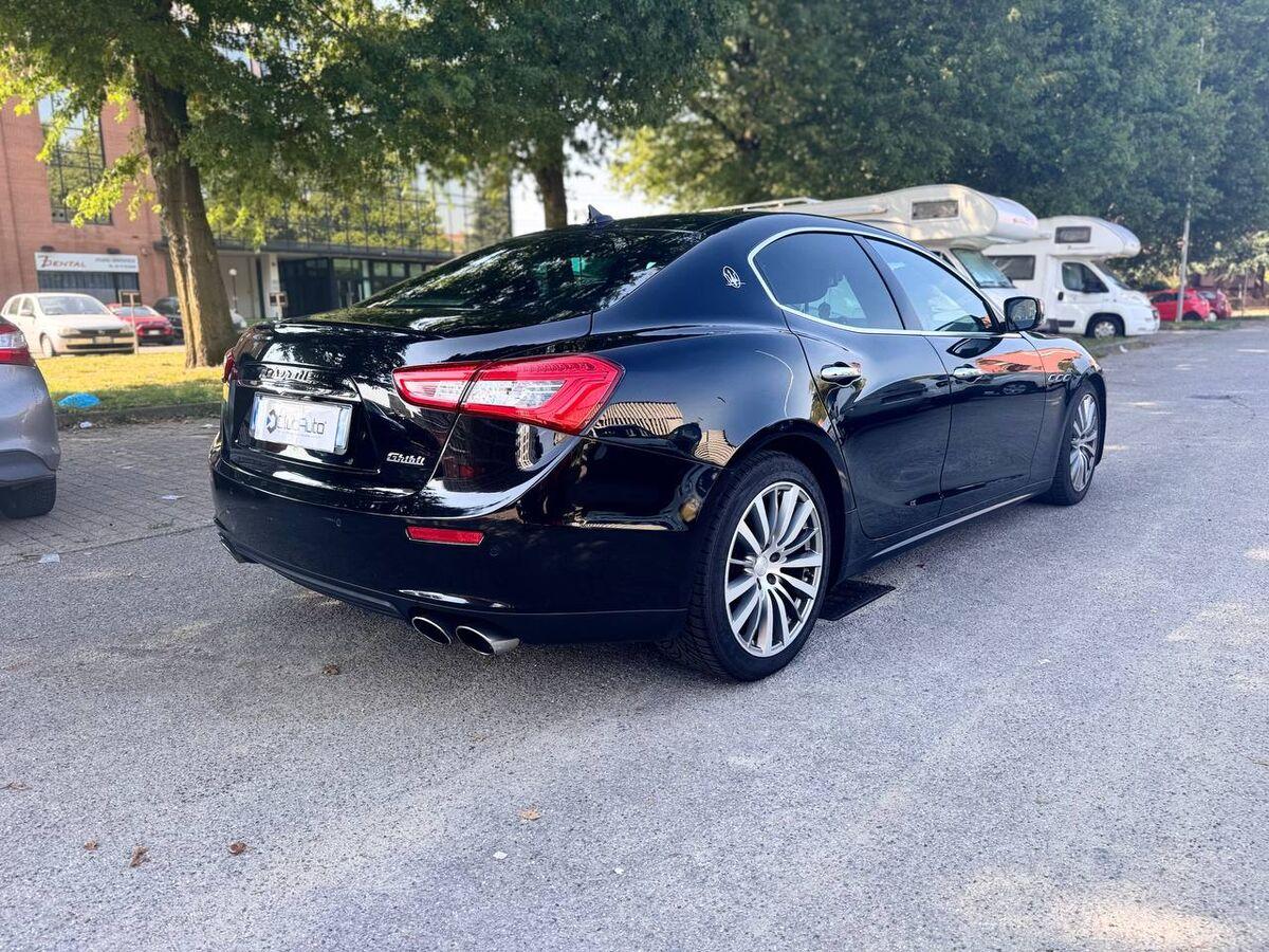 Maserati Ghibli 3.0 V6 ds 275cv auto