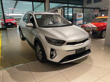 Kia Stonic 1.2 MPI GPL Urban con finanziamento.
