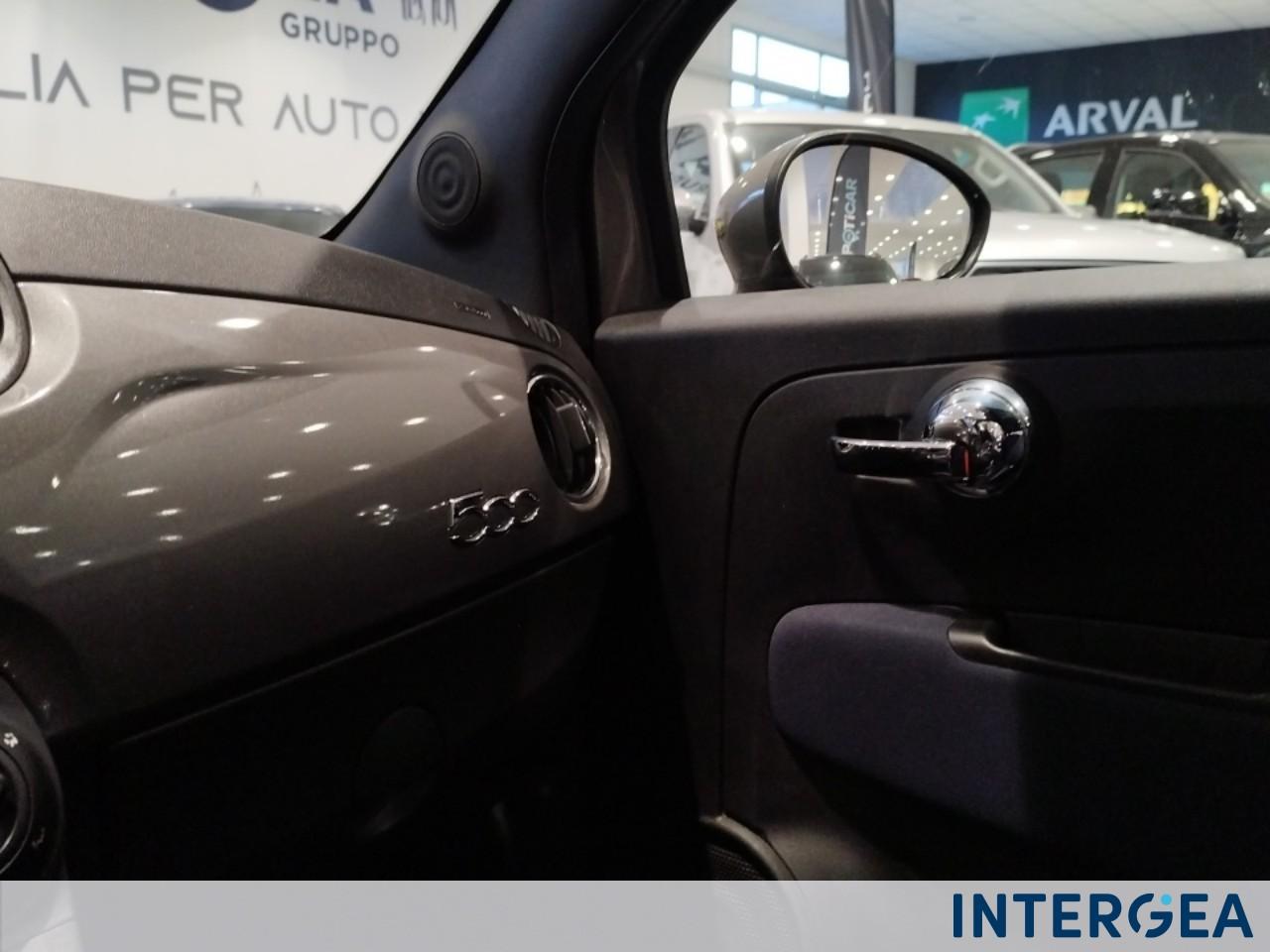 FIAT 500 1.0 hybrid Connect 70cv