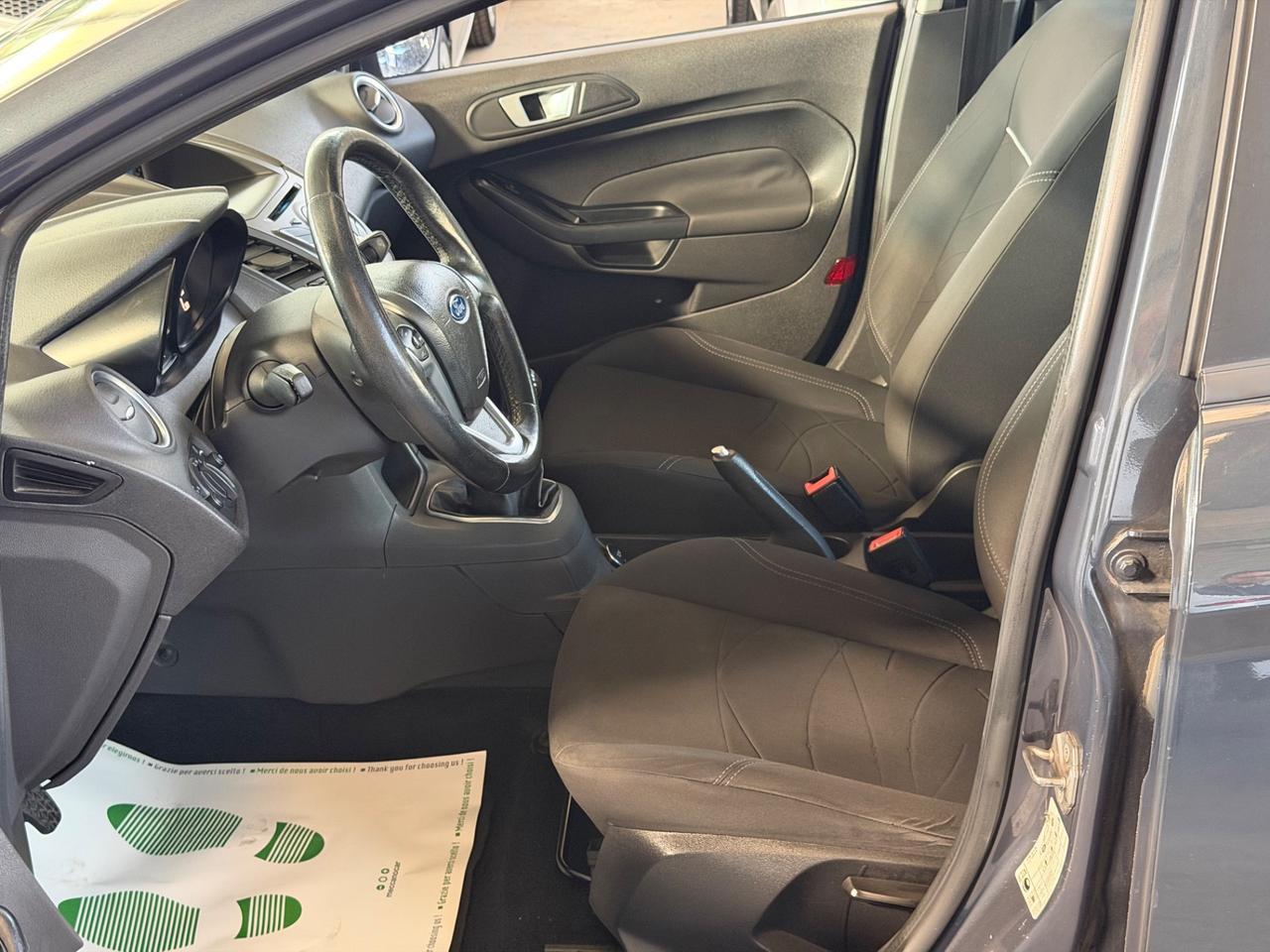 Ford Fiesta 1.2 60CV 5 porte Titanium