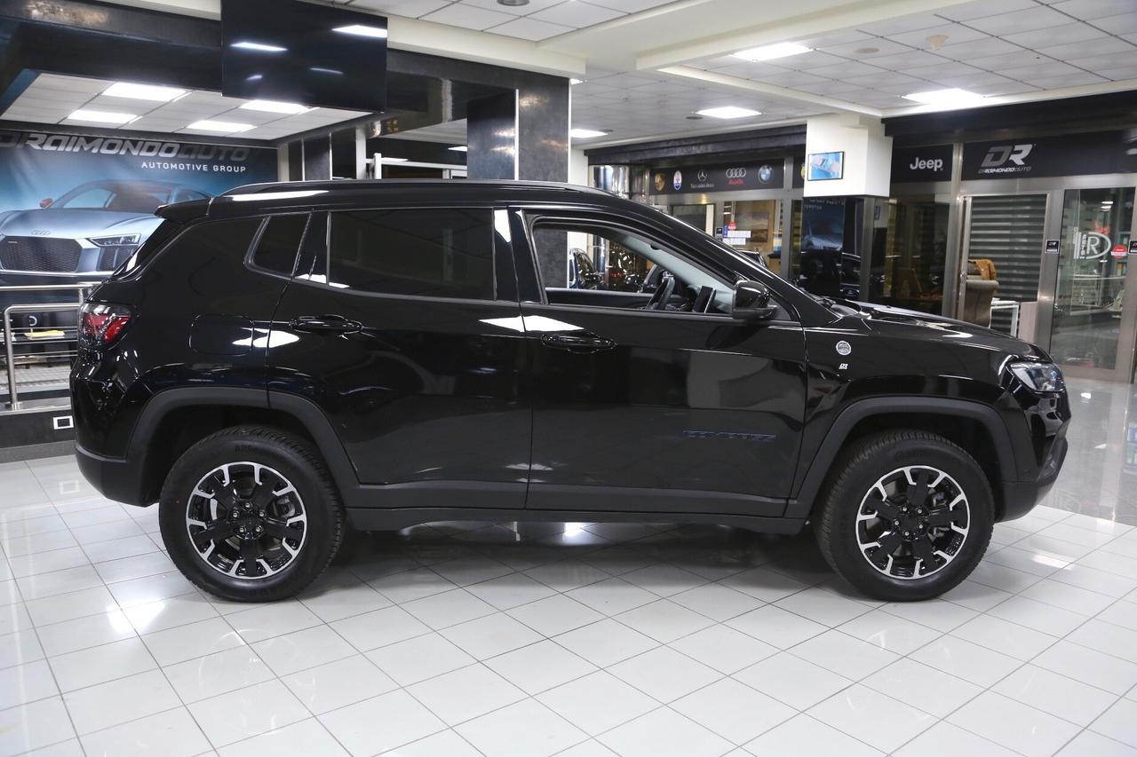 Jeep Compass 1.3 Turbo T4 PHEV AT6 4xe Trailhawk