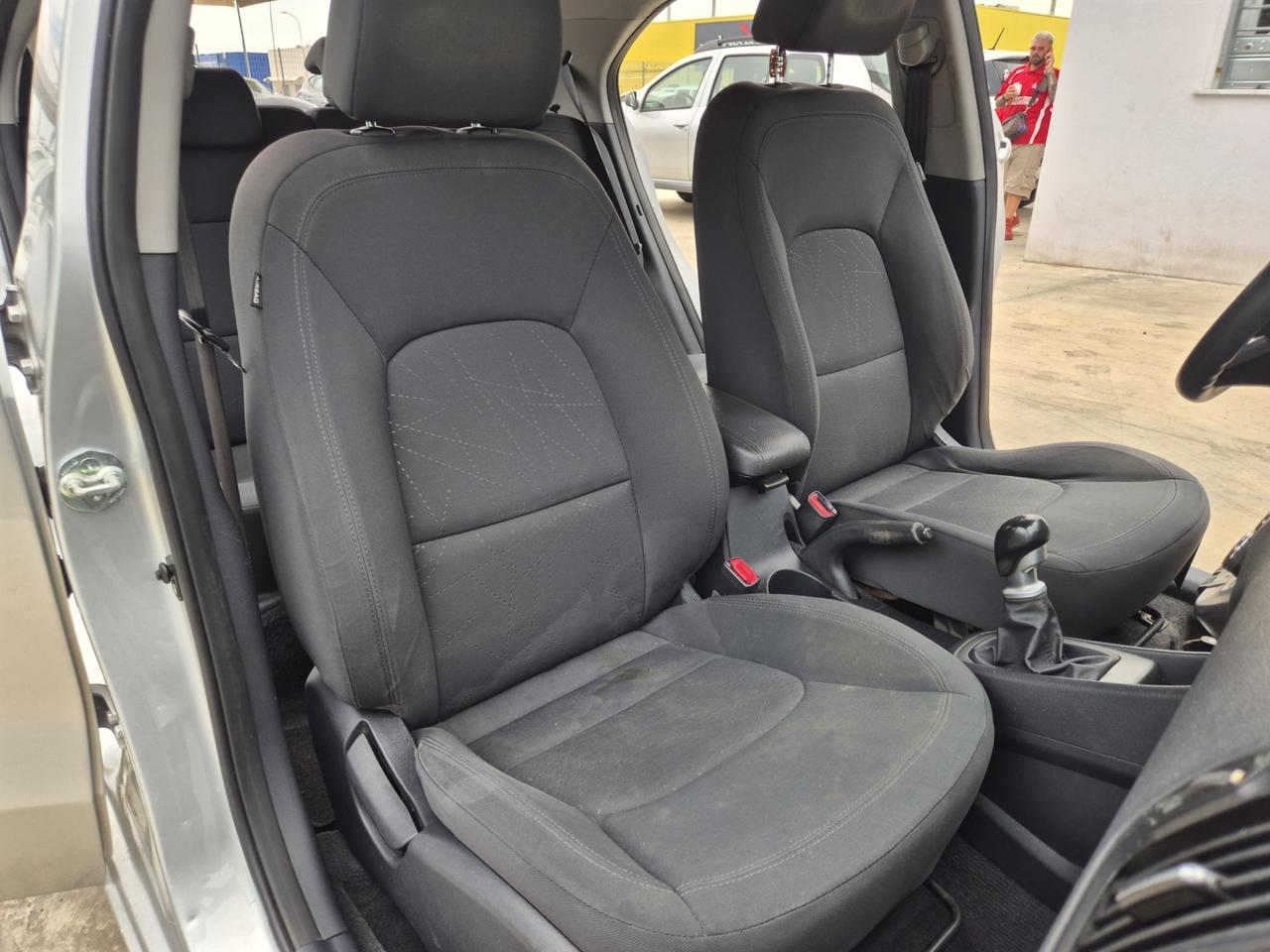 Kia Rio 1.1 CRDi WGT 5p. EX
