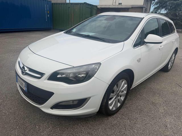 OPEL Astra 1.7 CDTI 110CV S&Tourer Cosmo senza lavoro da fare