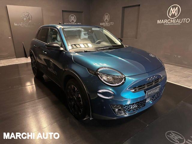 FIAT 600 Hybrid DCT MHEV La Prima