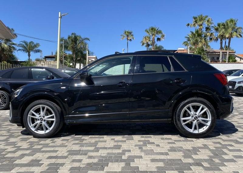 Audi Q2 S Line interno ed esterno 1.5 TFSI 150CV 35