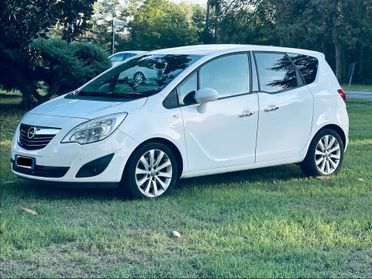 Opel Meriva 1.7 CDTI 110CV B-COLOR PANORAMIC