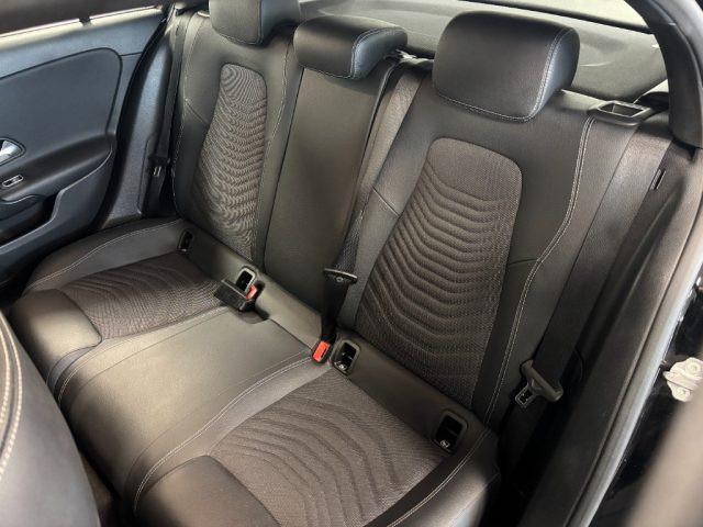 MERCEDES-BENZ A 180 d Executive Full Optional