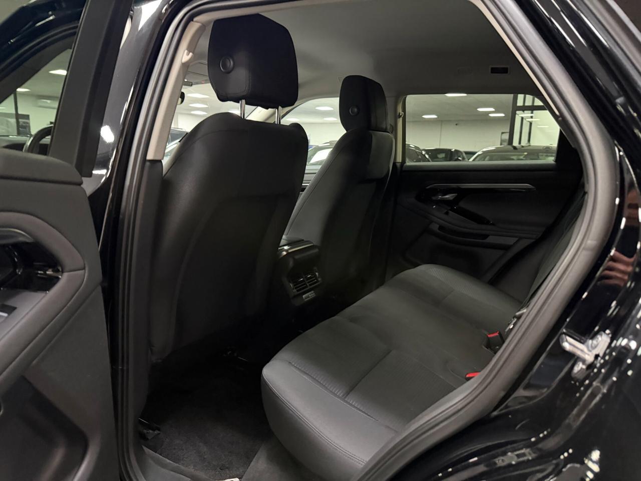 Land Rover Range Evoque 2.0D I4-L.Flw 150 CV AWD Auto R-Dynamic