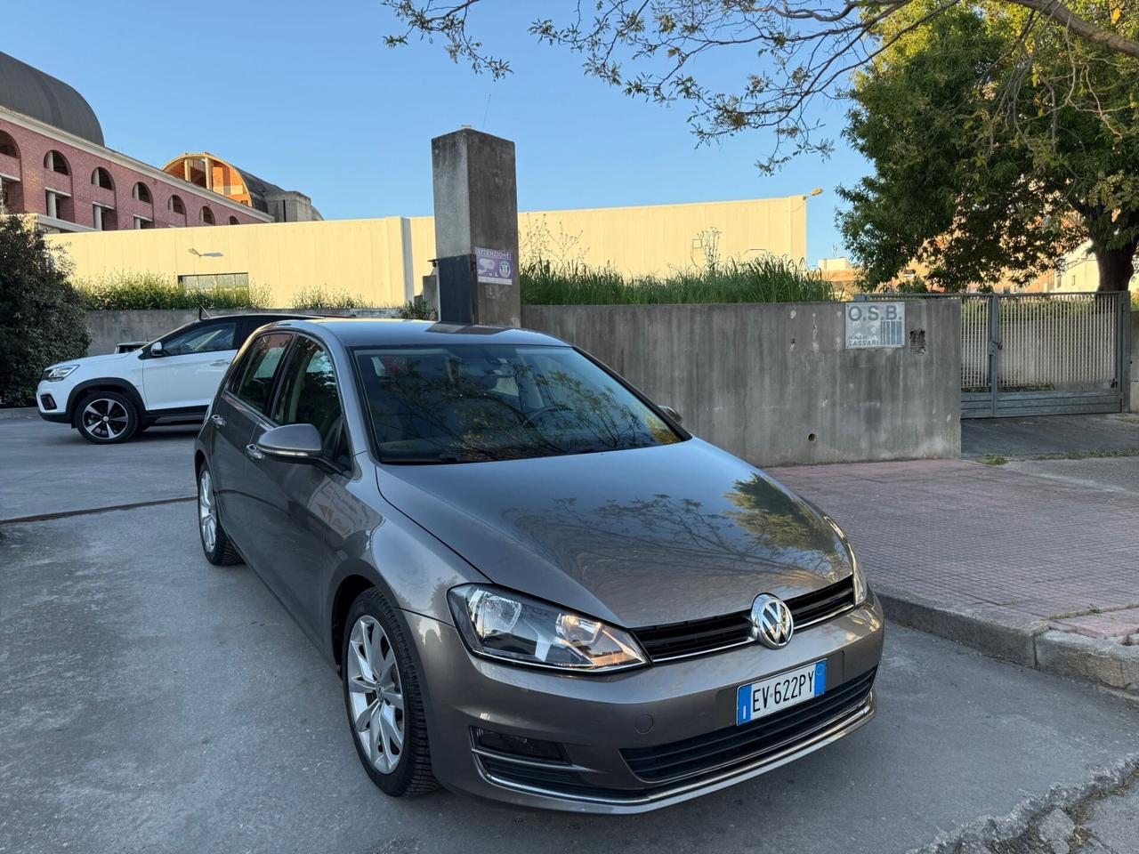 Volkswagen Golf 7 TDI AUTOM. DIST. FATTA