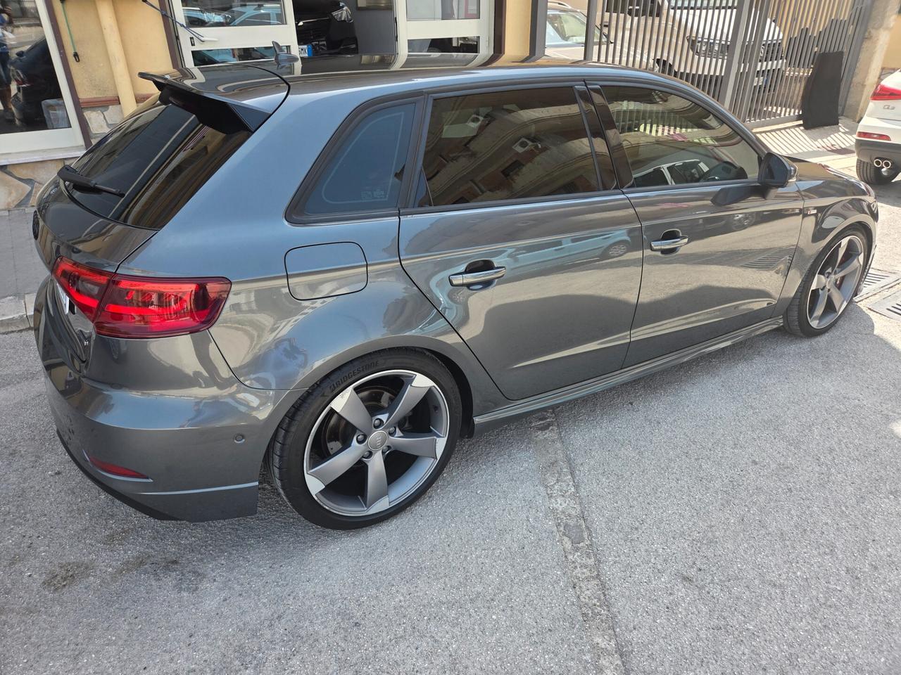 AUDI A3 S3 S-LINE 2.0 TDI 184 CV DA VETRINA KM CERTIFICATI
