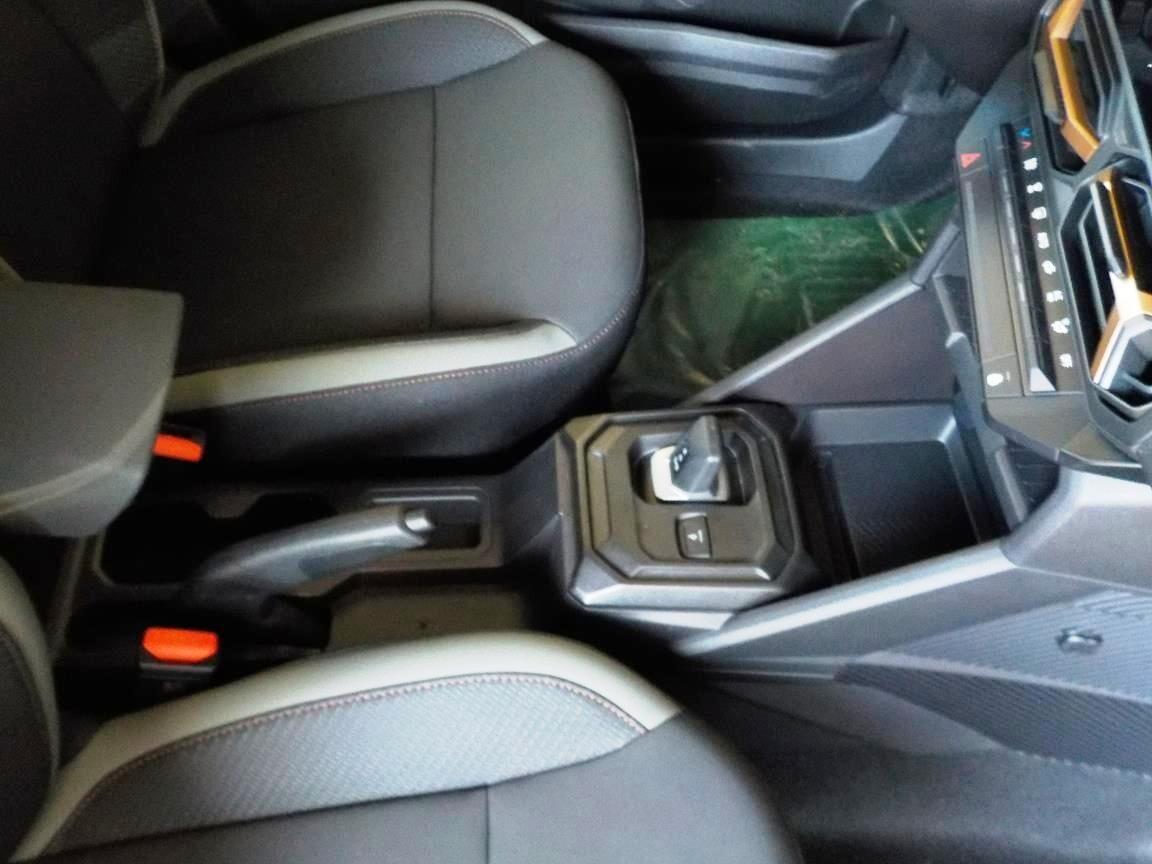 Dacia Duster Hybrid 140 CV Extreme