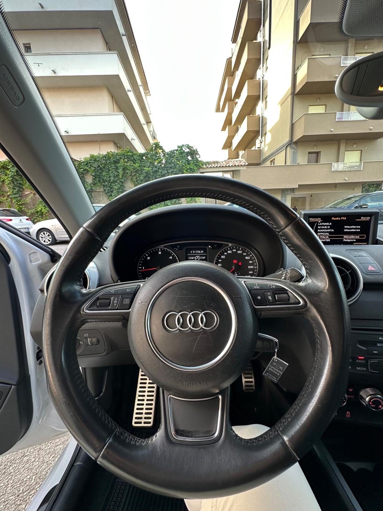 Audi A1 1.6 TDI S line edition plus