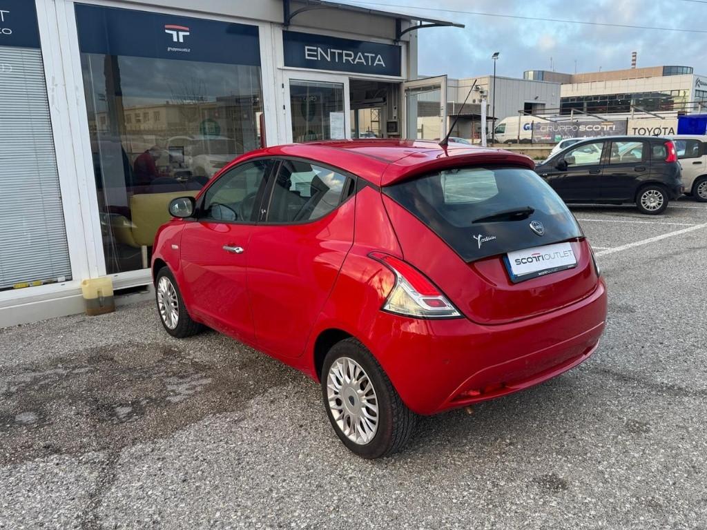 LANCIA Ypsilon 3ª serie - Ypsilon 1.2 69 CV 5 porte Silver