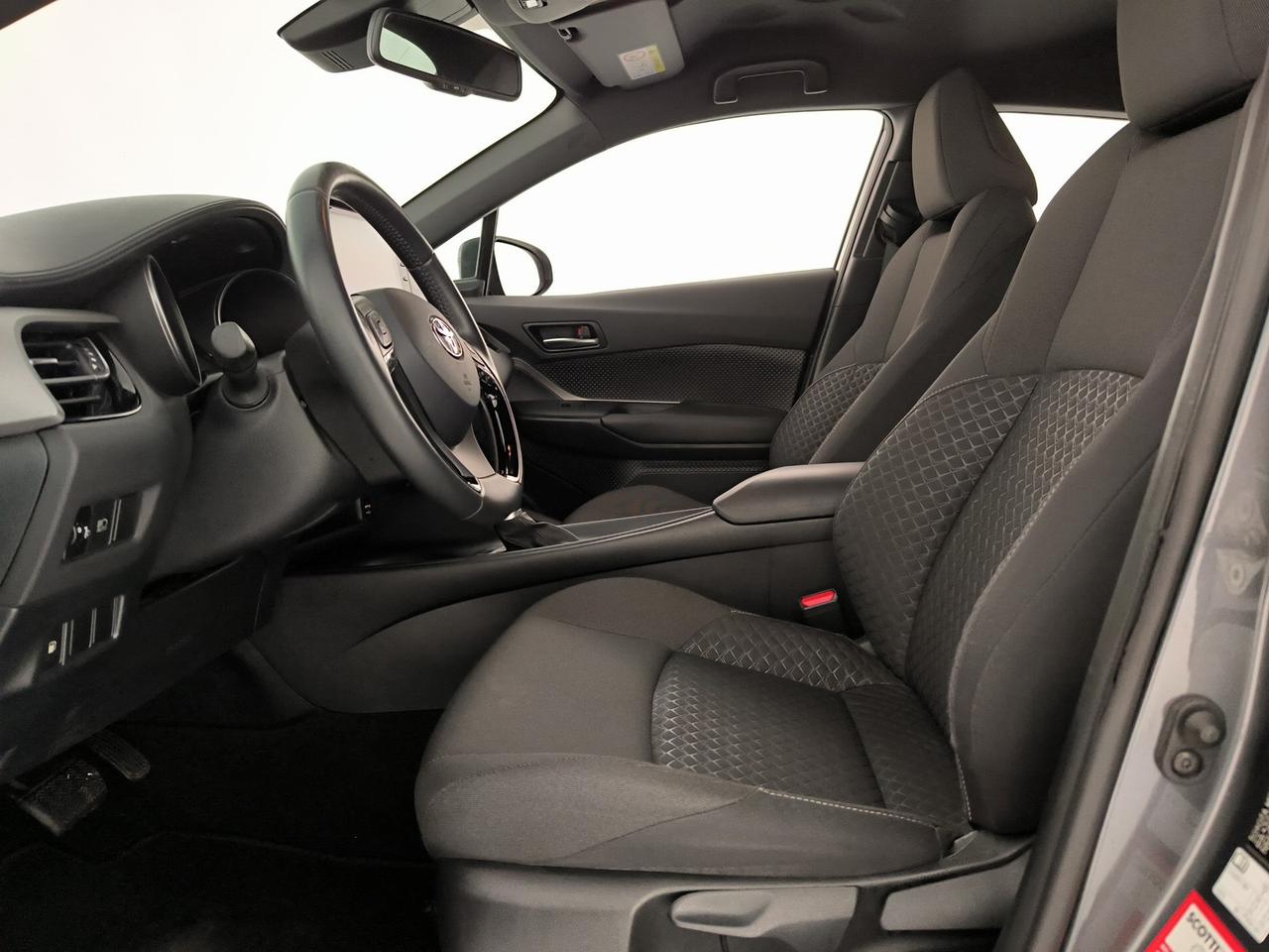 Toyota C-HR 1.8h active e-cvt