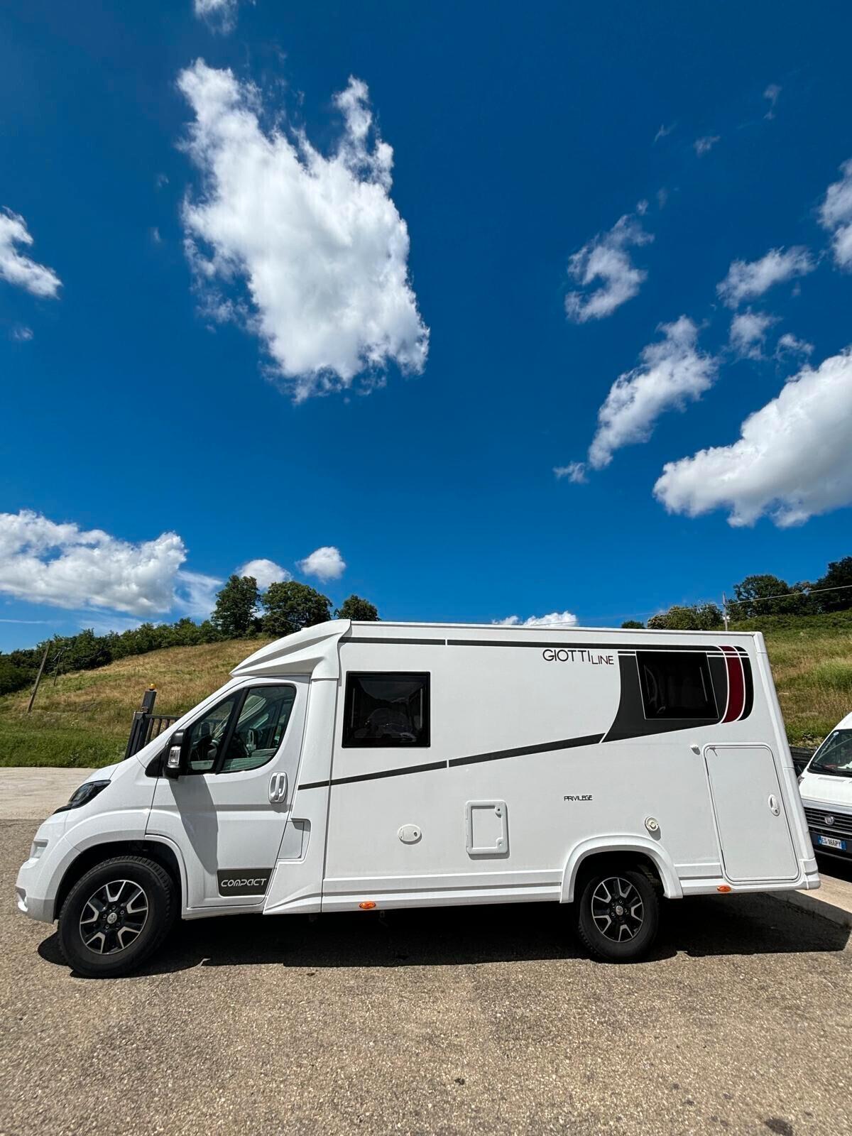 CAMPER GIOTTLINE/BARON