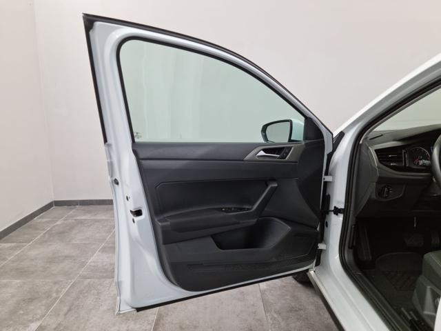 VOLKSWAGEN Polo 1.0 TSI DSG R-Line