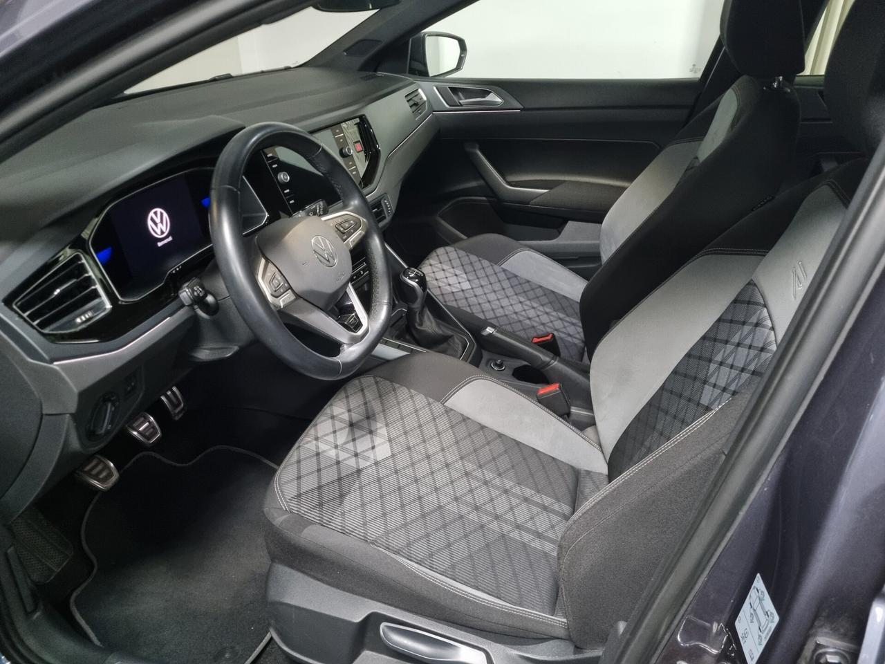 Volkswagen Polo 1.0 TSI R-Line