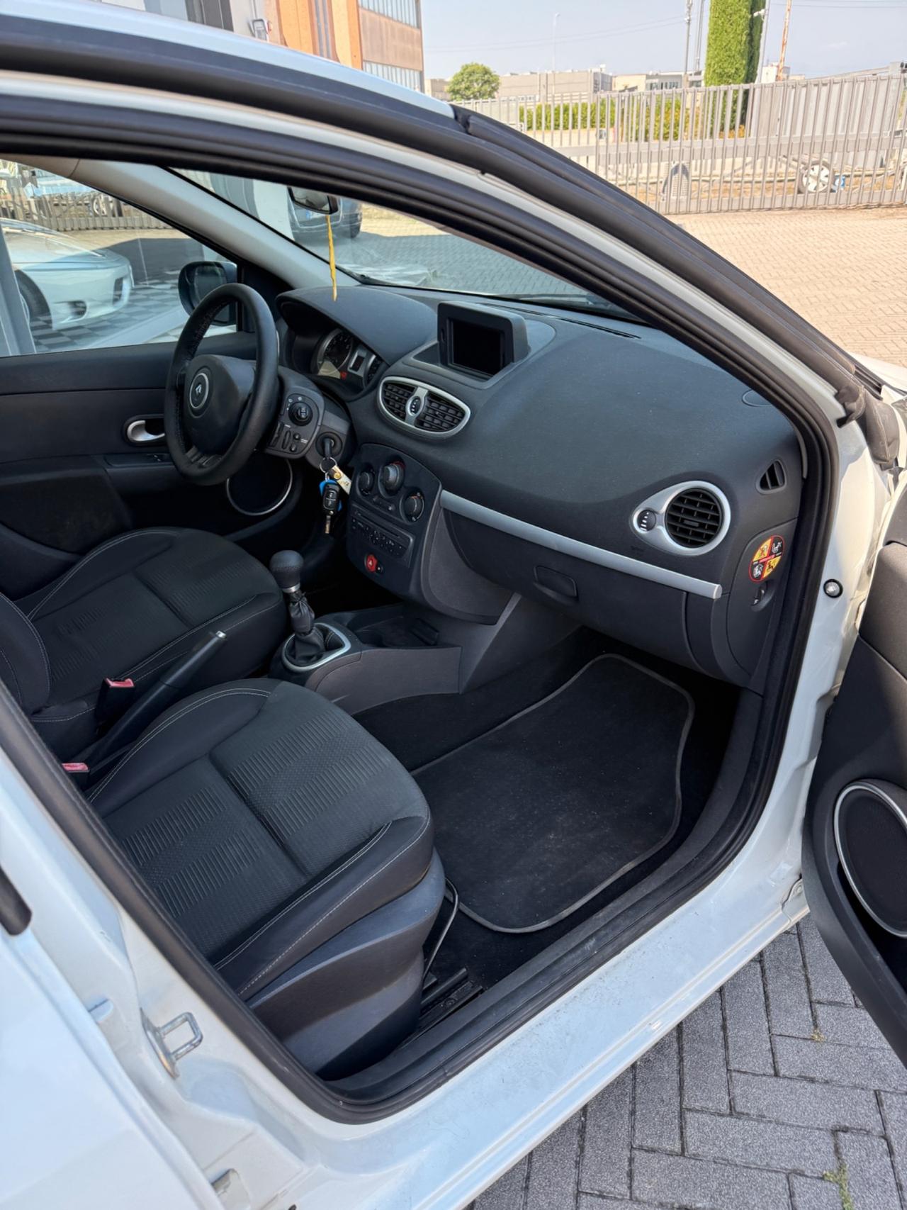 Renault Clio 1.2 16V 5 porte GPL Dynamique