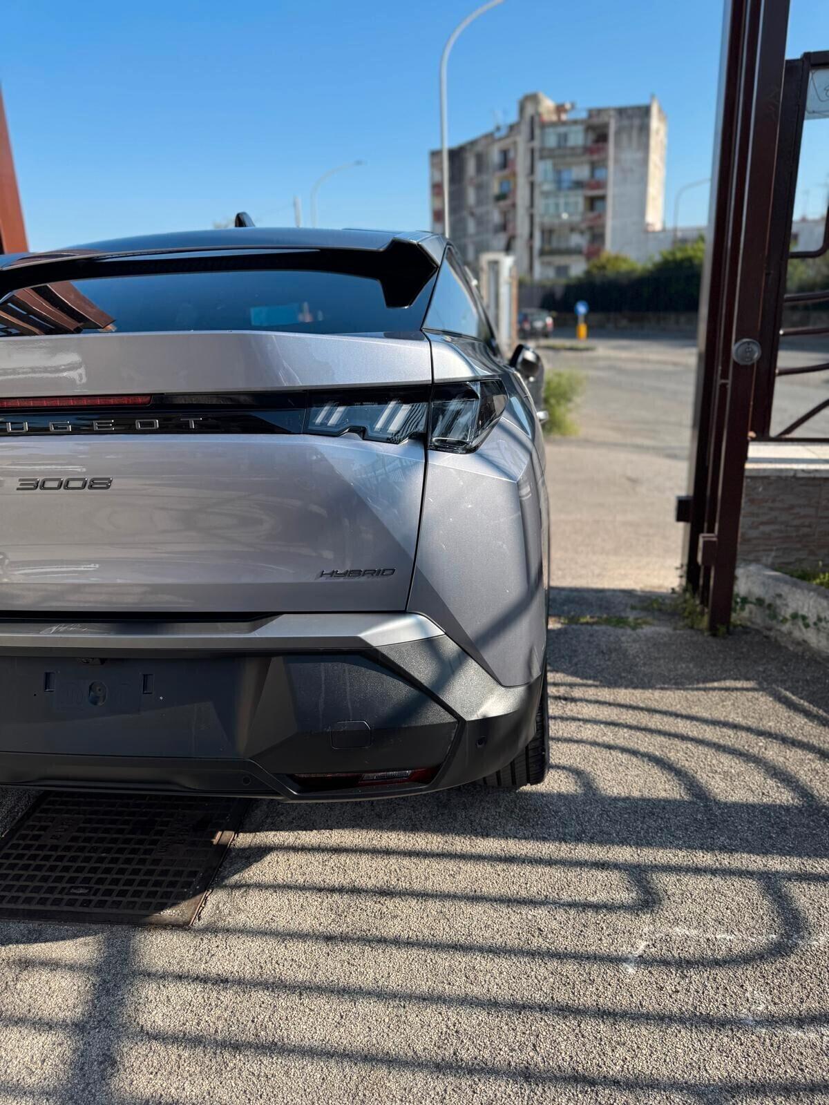 Peugeot 3008 Hybrid 136 e-DCS 6 Allure Pack