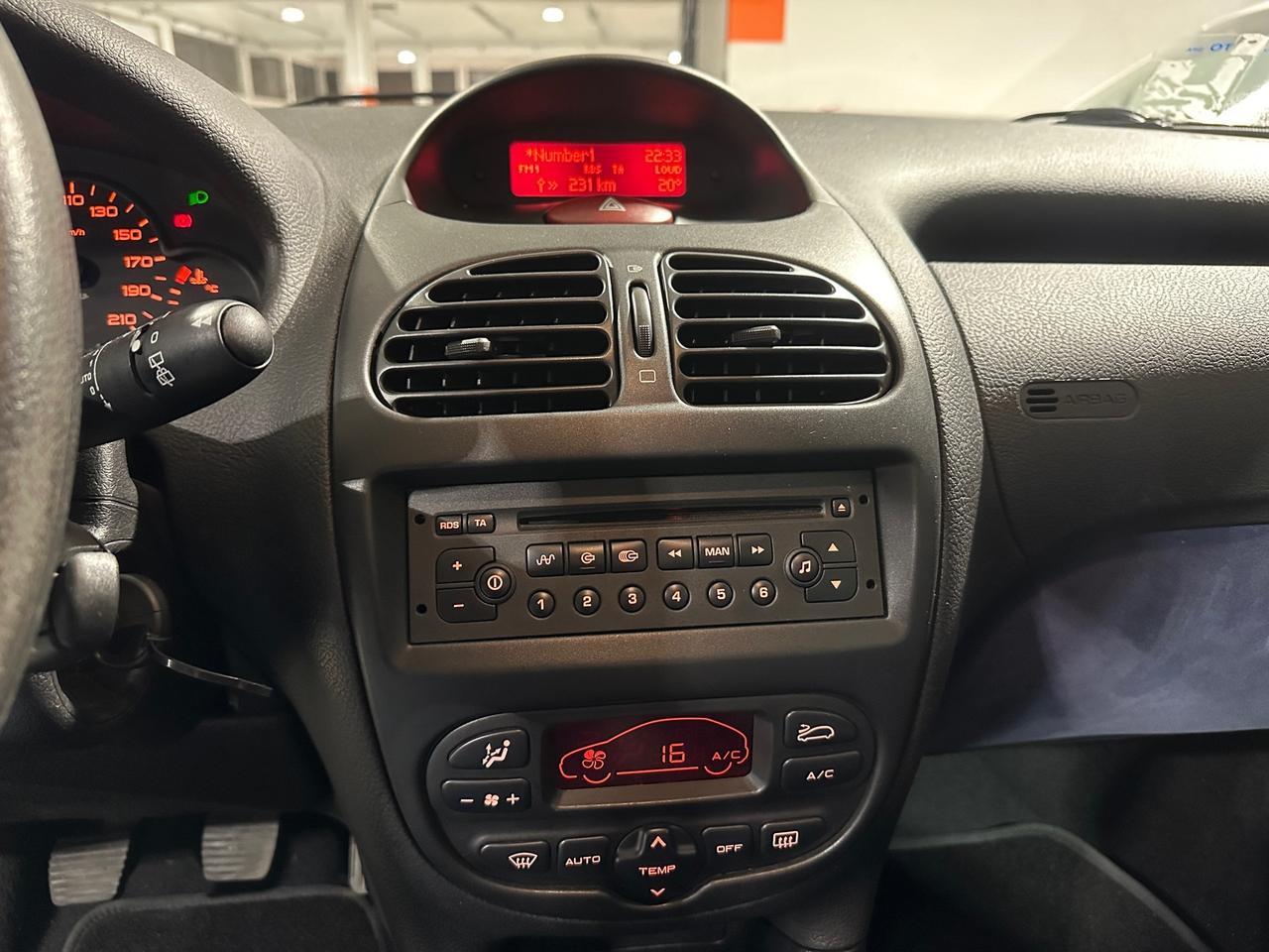 Peugeot 206 5p 1.4 16v UNICOPROPRIETARIO - KM REALI - CLIMA