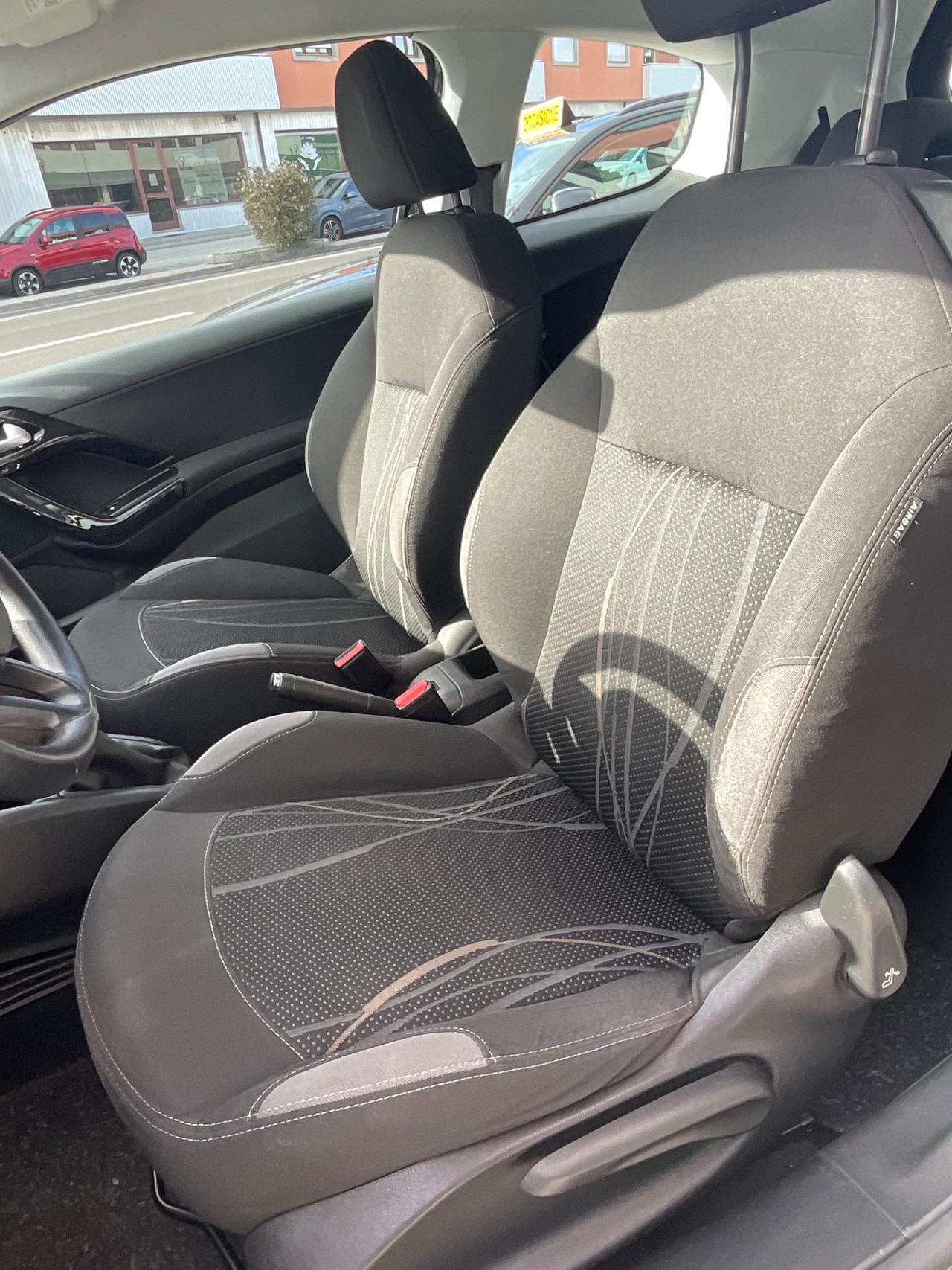 Peugeot 208 1.2 VTi 82 CV 3 porte Active