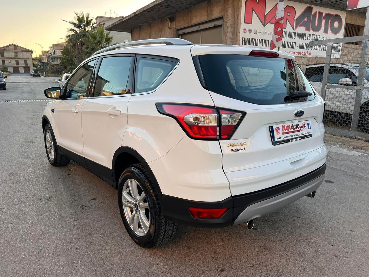 Ford Kuga 1.5 120 CV .2WD Titanium