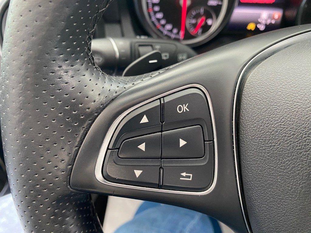 Mercedes-Benz GLA 200 d Automatic 4Matic Sport Plus Da Vetrina