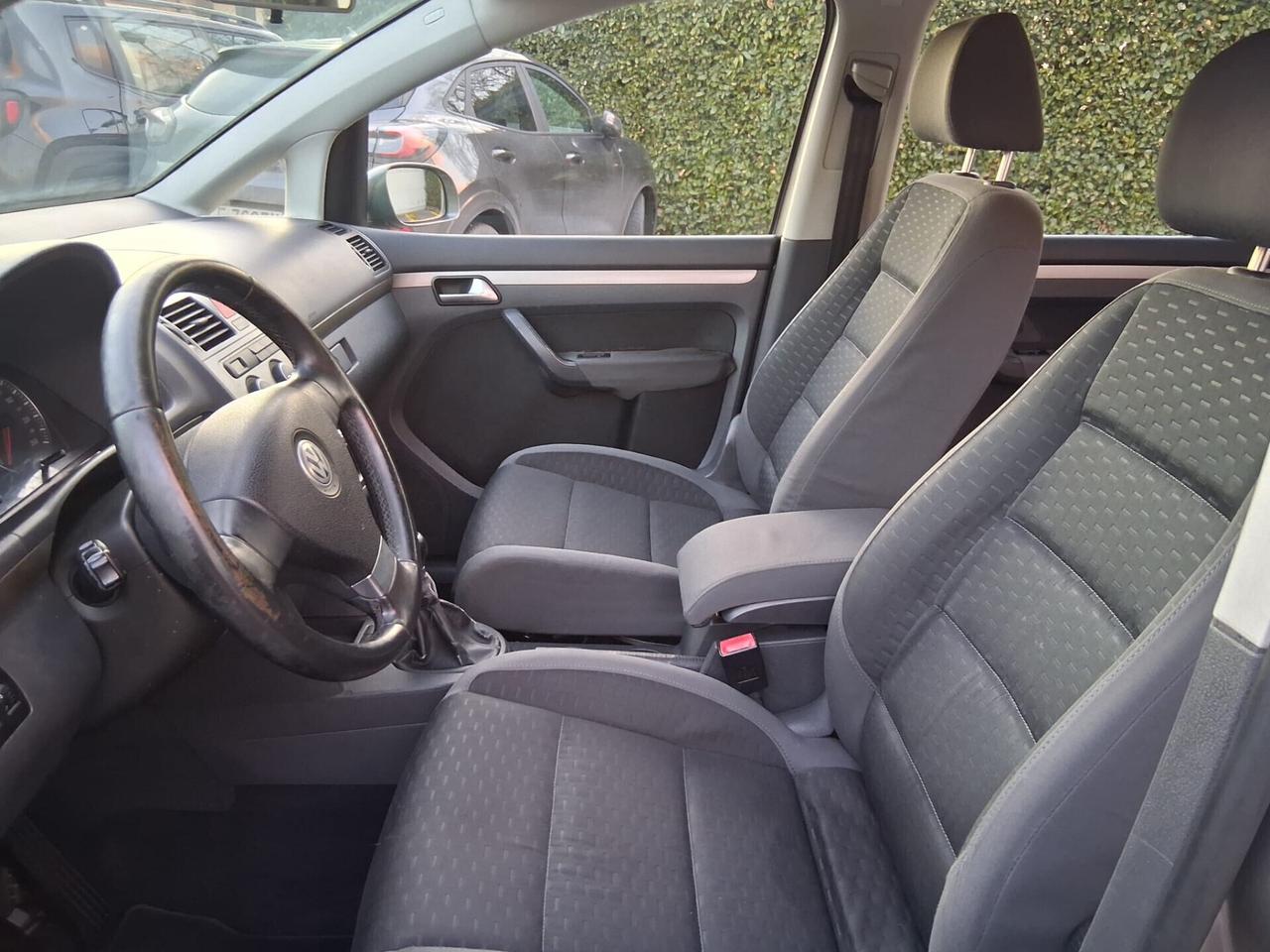 Volkswagen Touran 2.0 Highline Ecofuel Cel 3201471147