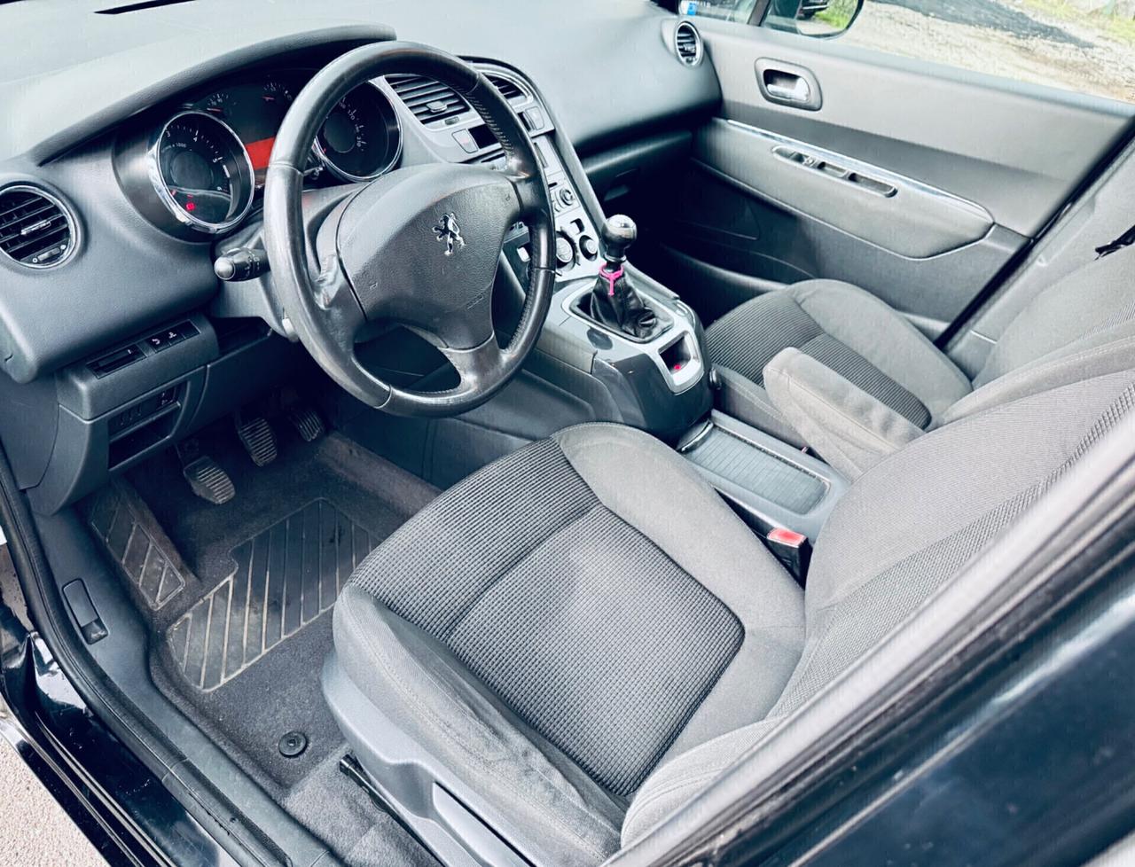 Peugeot 5008 2.0 HDi 150CV Business 7 Posti