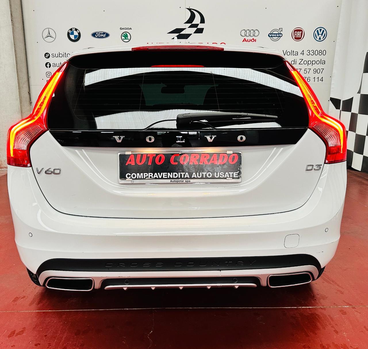 Volvo V60 Cross Country D3 Geartronic Pro MY18