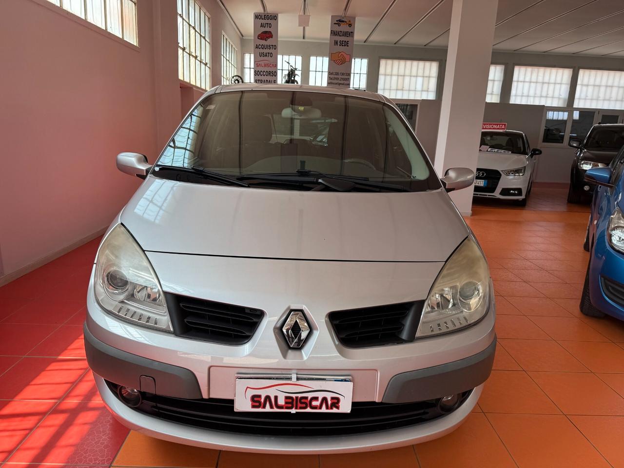 Renault Scenic Scénic 1.9 dCi/130CV Conquest
