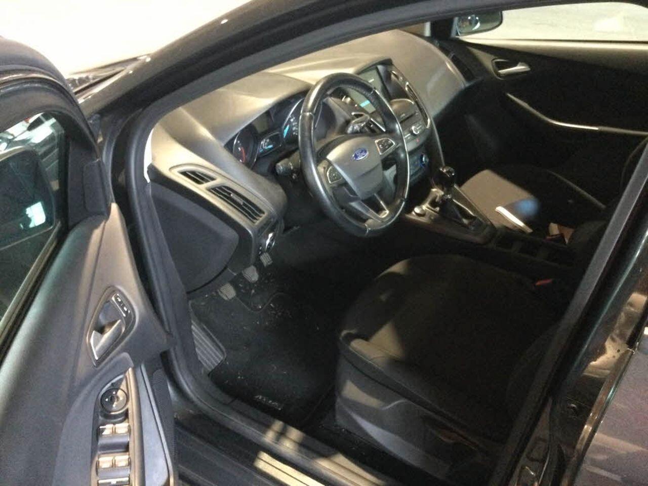 Ford Focus Berlina 1.5 TDCi 95cv *UNICO PROPRIETARIO*