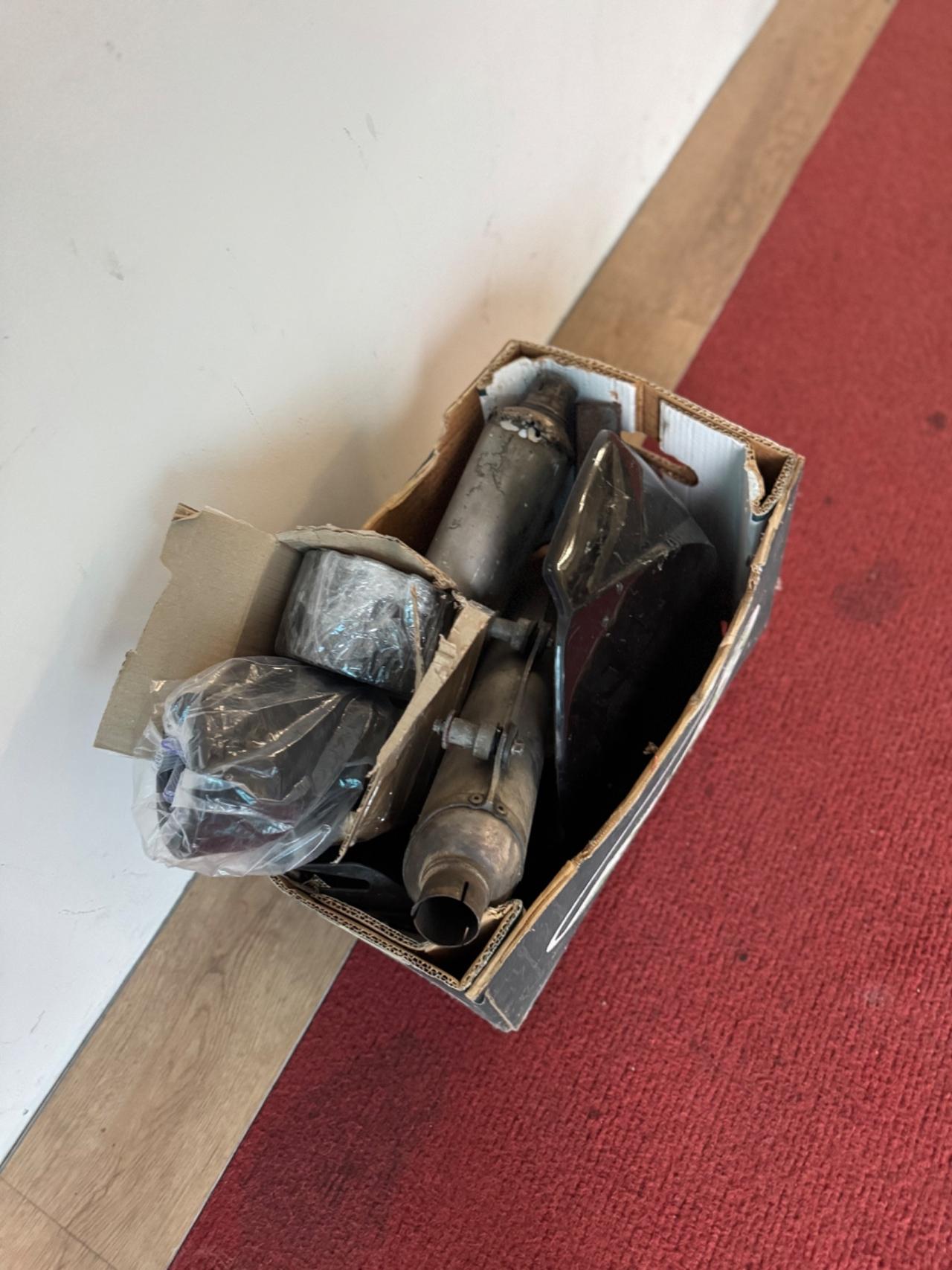 Husqvarna SM 610 LEGGI LA DESCRIZIONE PLEASE :)