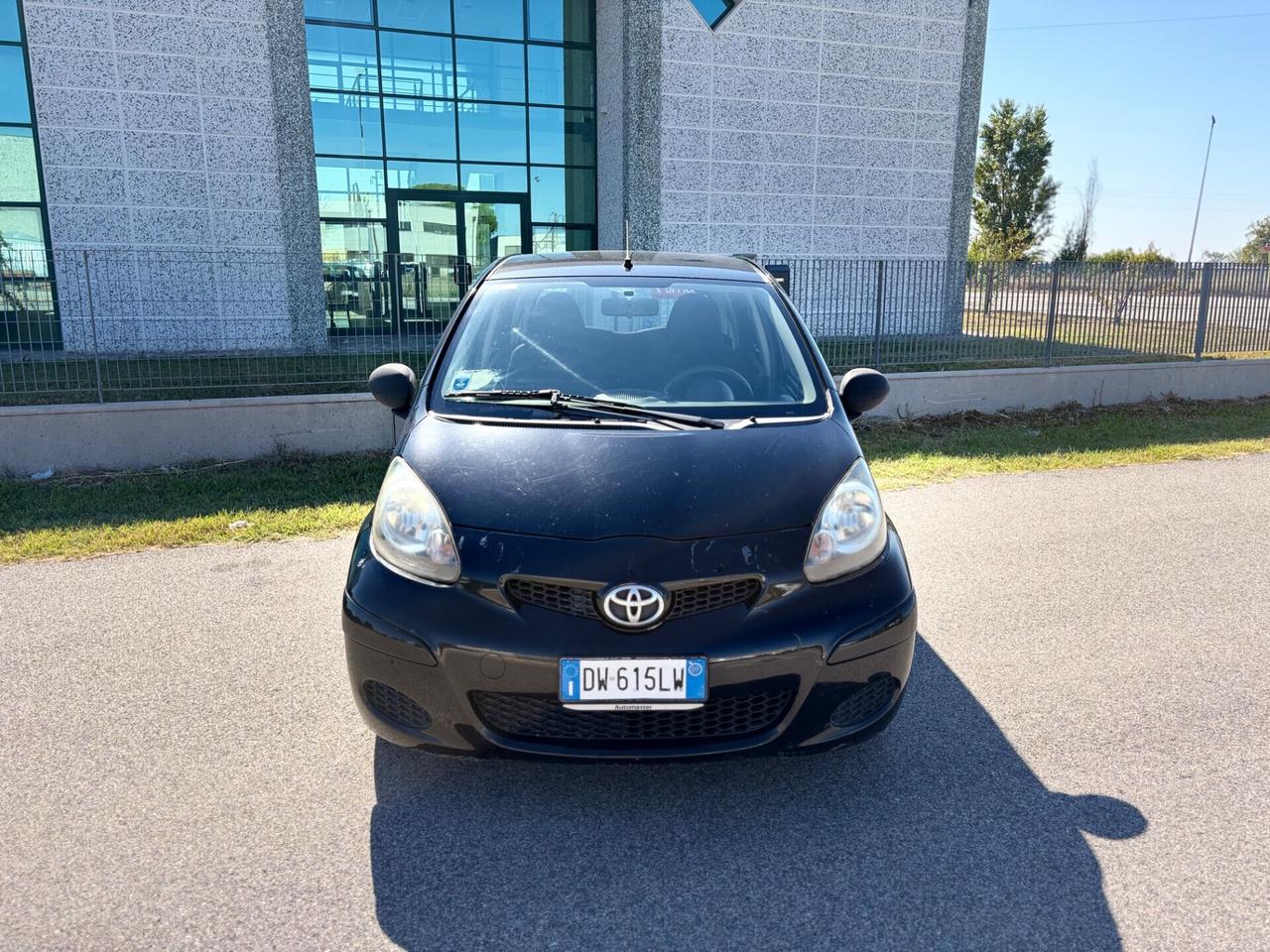 Toyota Aygo 1.0 benzina 2009 5 porte Sol