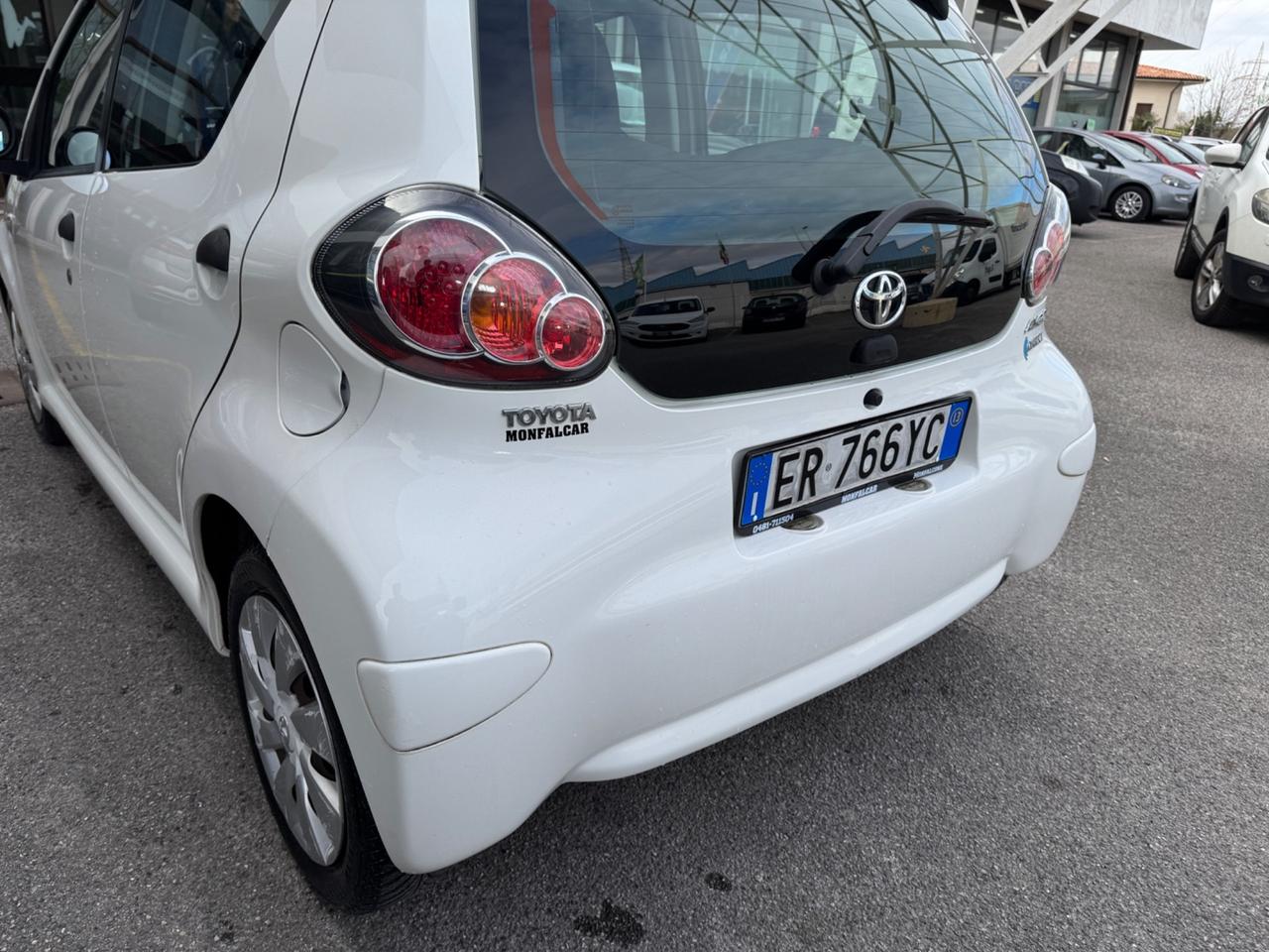 Toyota Aygo 1.0 VVT-i 5 porte Connect