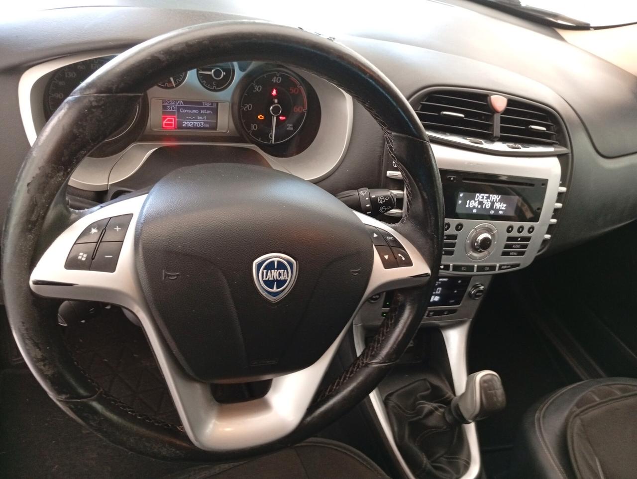 Lancia Delta 1.6 MJT DPF Silver
